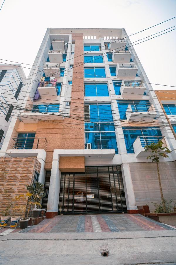 Jatra Flagship Khulna City Centre ภายนอก รูปภาพ